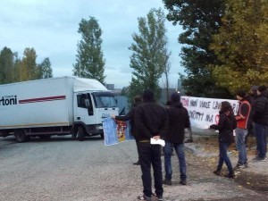 Picchetto Artoni a Roma