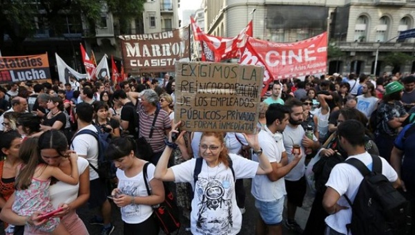 argentina_protests_macri.jpg_1718483346