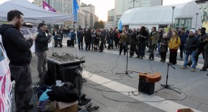 1° Marzo 2016: foto dal presidio in Stazione Centrale di Milano