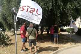 Nuovo sit-in degli ex lavoratori della Keller di fronte all’Assessorato al Lavoro della Regione Sardegna