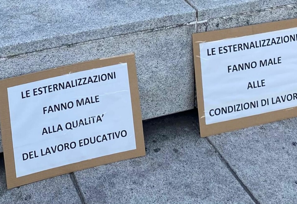 Servizi educativi, presidio sotto il Comune di Cinisello: No all’esternalizzazione